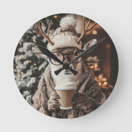 Cozy Reindeer Wall Clock with Coffee - Festive Win Ronde Klok