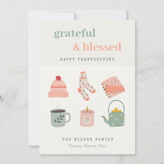 Cozy Scandi Autumn Essential Photo Thanksgiving Feestdagenkaart (Voorkant)