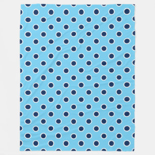 Cozy Sky Blue Fleece Blanket met Navy Polka Dots