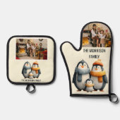 Cozy Winter Penguin Family Ovenwant & Pannenlap Set (Voorkant)