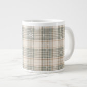 Cozy Winter Plaid & Snowflake Holiday Design Grote Koffiekop (Voorkant rechts)