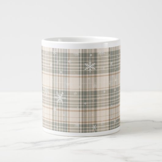 Cozy Winter Plaid & Snowflake Holiday Design Grote Koffiekop (Voorkant)