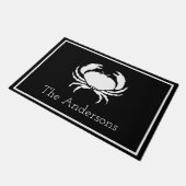 CRAB WHITE on BLACK initiaal Moderne Letter Deurmat (Schuin)