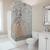 Cracked gray wall paint douchegordijn (In situ)