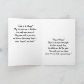 "Cradled in Candlelight: A Christmas Blessing" Kaart (Binnen)