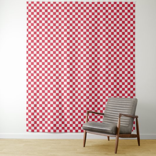 Cranberry fizz checkerboard pattern wandkleed (In situ)