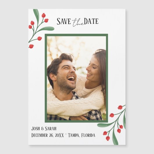Cranberry Photo Holiday Save the Date Invitation  (Voorkant)