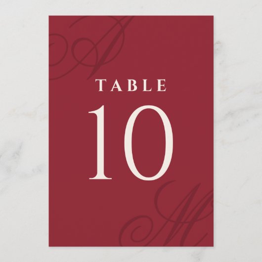 Cranberry Red Elegant Monogram Tafelnummers (Voorkant)