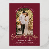 Cranberry Save the Date Stylish Script Photo Folie Uitnodiging (Voorkant)