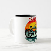 Cranky Biker T-shirt: zonsondergang en tijdloze f Tweekleurige Koffiemok (Voorkant links)