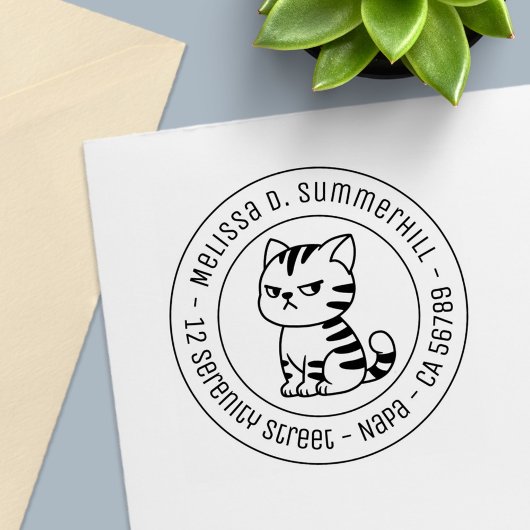 Cranky Tabby Cat Round Address Zelfinktende Stempel