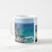 Crashend Surf op rotsen, Blauwgroen water, Coast M Koffiemok (Voorkant links)