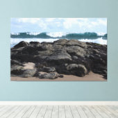 Crashing Ocean Waves Behind Rugged Coastal Rocks Canvas Afdruk (Insitu (Houten vloer))