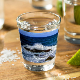 Crashing Wave On Rock Formation Shot Glass Glas