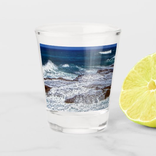 CrashWaves op Rocks Shot Glass Shot Glas (Voorkant)