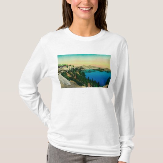 Crater Lake Lodge over het meer T-shirt (Voorkant)