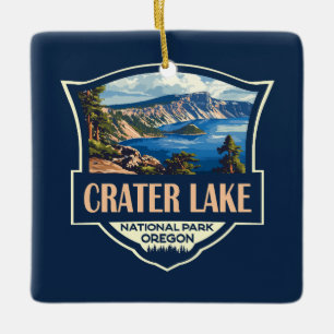 Crater Lake National Park Illustratie Retro Badge Keramisch Ornament