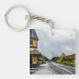 Crawford Notch Train Station Acrylische Sleutelhan Sleutelhanger