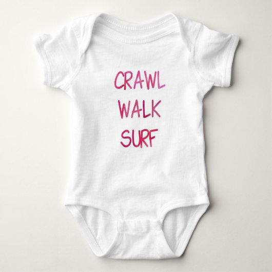 Crawl Walk Surf with Pink Font Romper (Voorkant)