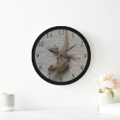 Crawling Lizard Black Edge Large Clock Grote Klok (Huis)