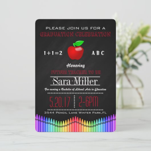 Crayon & Apple Teacher Afstuderen Invitation Kaart (Staand voorkant)