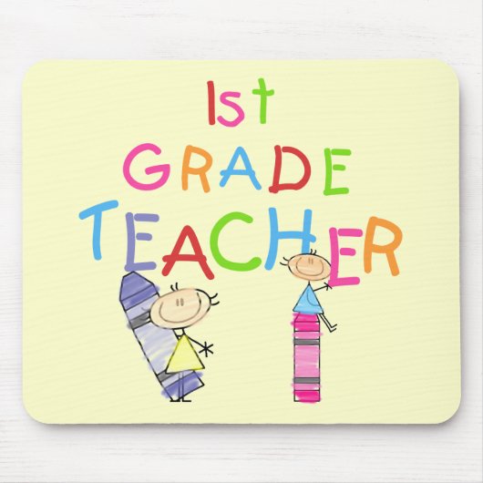 Crayons 1st Grade Teacher Tshirts en Gifts Muismat (Voorkant)