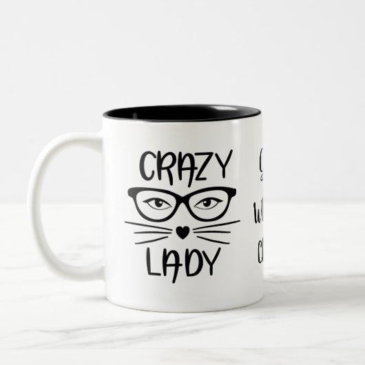 Crazy Cat Lady 3 Kattennamen Monogrammed Tweekleurige Koffiemok (Links)