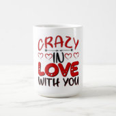 Crazy in Love Valentine Typography Koffiemok (Center)