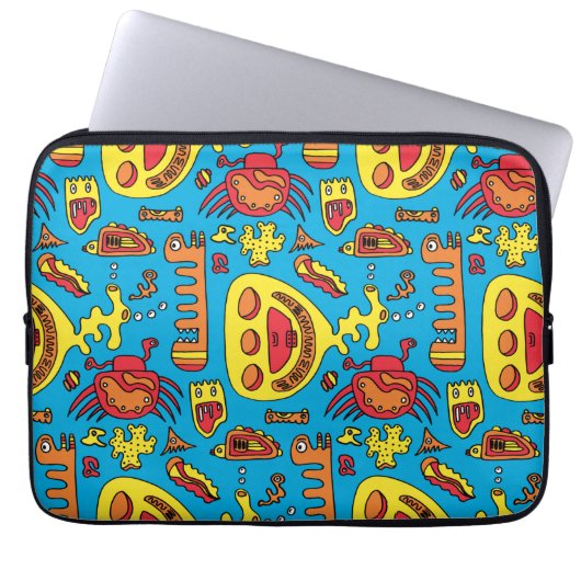 Crazy Ocean Creatures and Yellow Submarine Laptop Sleeve (Voorkant)