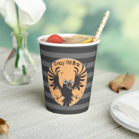 Crazy Old Birb Raven Papieren Bekers (Insitu)