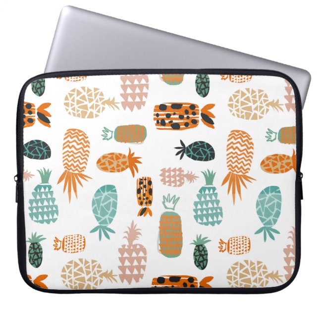 Crazy Pineappples Laptop Sleeve (Voorkant)