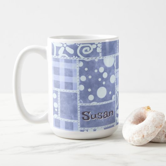 Crazy Quilt Blauwe Gingham Bloemstuk Persoonlijk Koffiemok (Met donut)