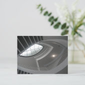 Crazy Staircase die naar boven kijkt Briefkaart (Staand voorkant)