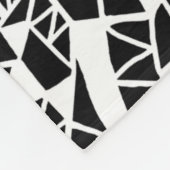 Crazy Structure Pattern 060423 - White on Black Fleece Deken (Hoek)