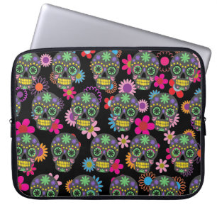 Crazy Sugar Skull en Flowers Black Pattern Laptop Sleeve