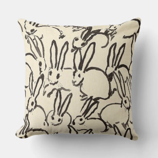 Cream & Black Hutch Designer Pillow Kussen