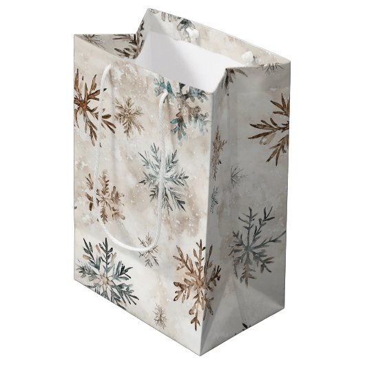 Cream Blue Brown Snowflakes Christmas Medium Cadeauzakje (Voorkant Gekanteld)