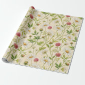 Cream Boho Meadow with Daisies and Clover Cadeaupapier (Uitgerold)