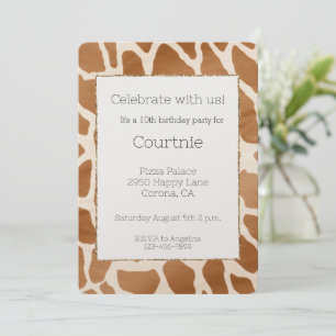 Cream Brown Safari Giraffe Animal Print Verjaardag Kaart