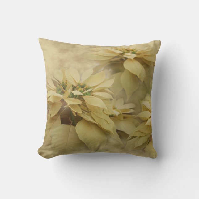 Cream Colored Poinsettias Digital Art Kussen (Voorkant)