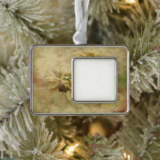 Cream Colored Poinsettias Digital Art personaliser Verzilverd Omlijst Ornament
