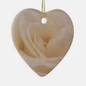 Cream Colour Roos Closeup Keramisch Ornament (Rechts)