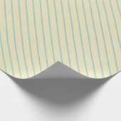 Cream en Sky Blue Diagonal Striped Wrap Cadeaupapier (Hoek)