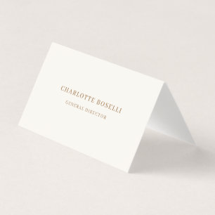 Cream Gold Serif Lettertype Professioneel Mat twee Visitekaartje