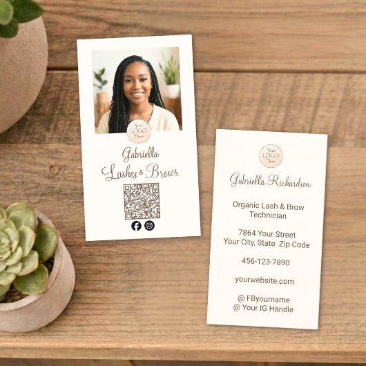 Cream Mocha Logo QR Code Photo Lashes and Brows Visitekaartje