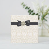 Cream Pearl Bow Black Stropdas Party Event Sjabloo Kaart (Staand voorkant)