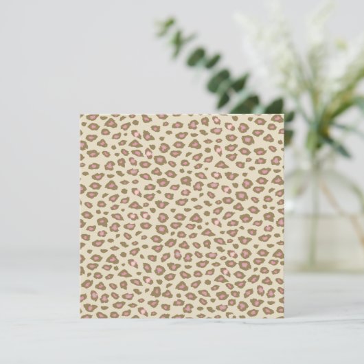 Cream Pink Leopard Print Verjaardag Kaart (Staand voorkant)