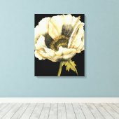 Cream Poppy-ventilator op zwarte achtergrond Canvas Afdruk (Insitu (Houten vloer))