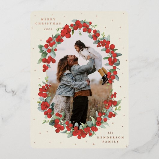 Cream Red Berries + Eucalyptus kerstfoto Folie Feestdagenkaart (Voorkant)