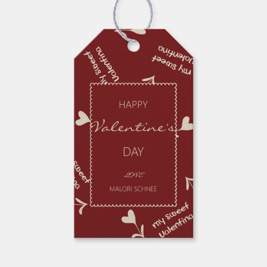 Cream Script Hearts on Burgundy– Valentine pattern Cadeaulabel (Voorkant)